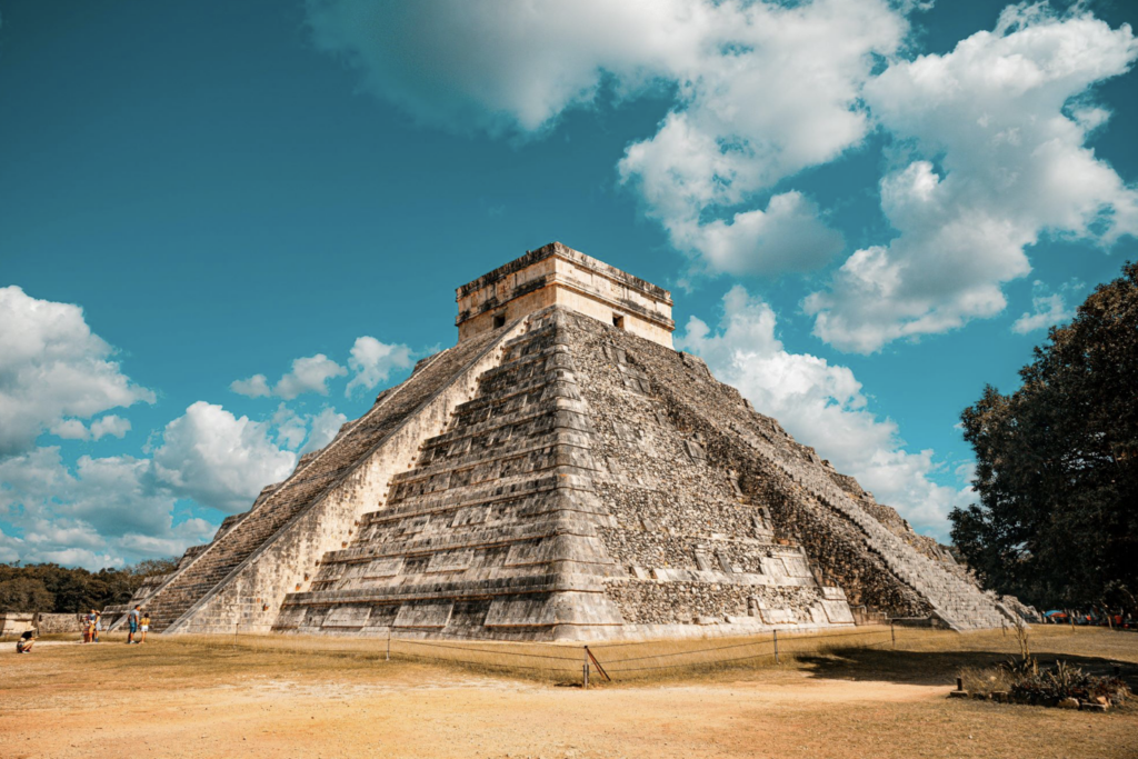 TEOTIHUACAN MEXIKO PYRAMIDA